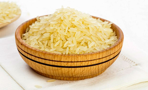 Чем отличается пропаренный рис от обычного